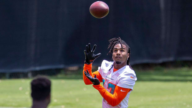 jaylen waddle
